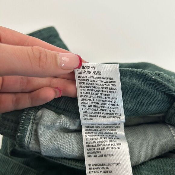 American Eagle Mom Straight Jeans Green Corduroy Size 000 Cotton Blend Stretch - Picture 11 of 11